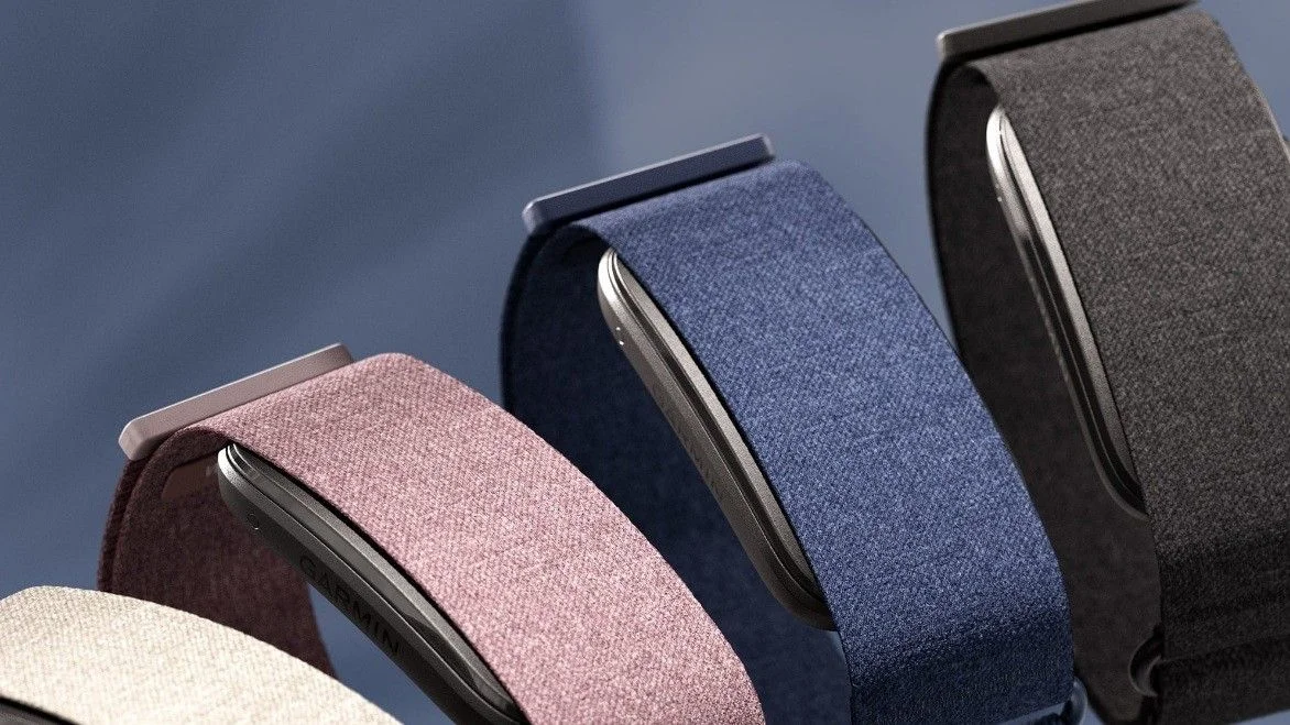 Garmin CIRQA: A Subscription-Free Screenless Fitness Tracker Focused on Wellness