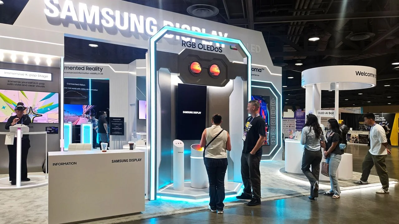 Samsung Unveils Next-Gen XR Displays with 40,000 Nits Brightness for AR Applications