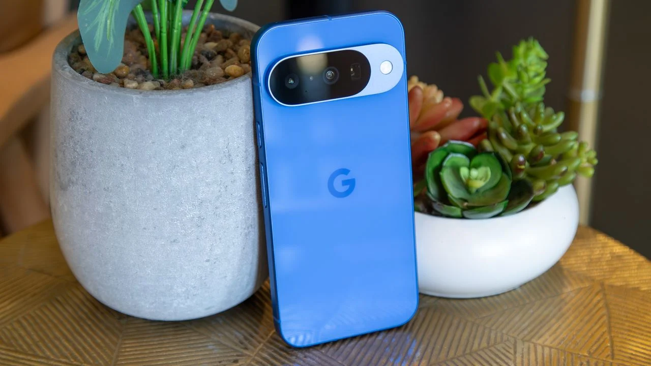 Exciting Updates in Google's June Pixel Drop with Android 17 Features
