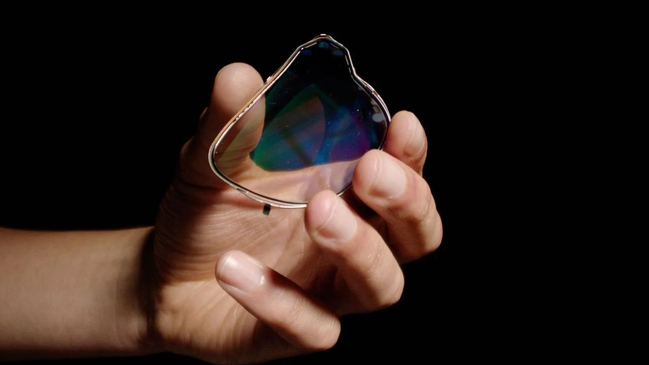 Lumus and Quanta Team Up to Unveil Next-Gen Waveguides for Enhanced AR Glasses